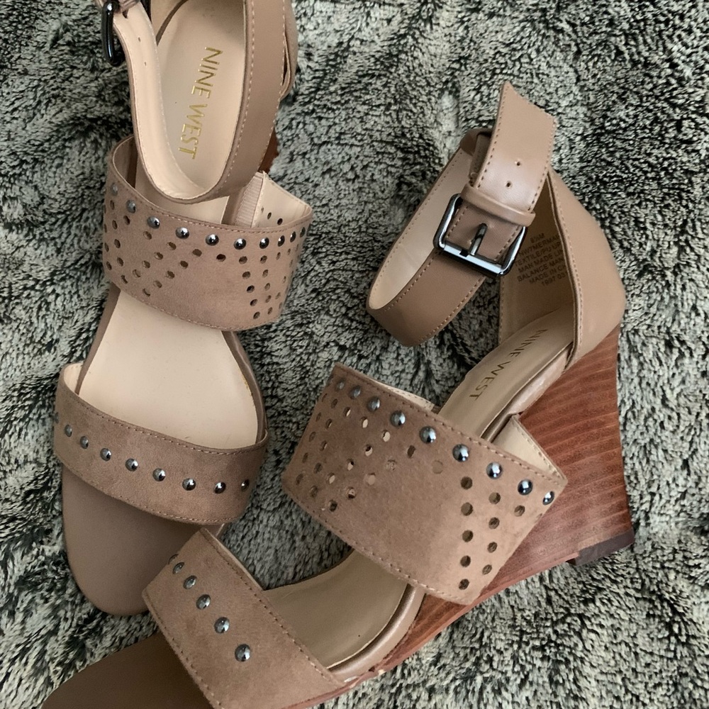 Women’s Tan Studded Suede Sandals